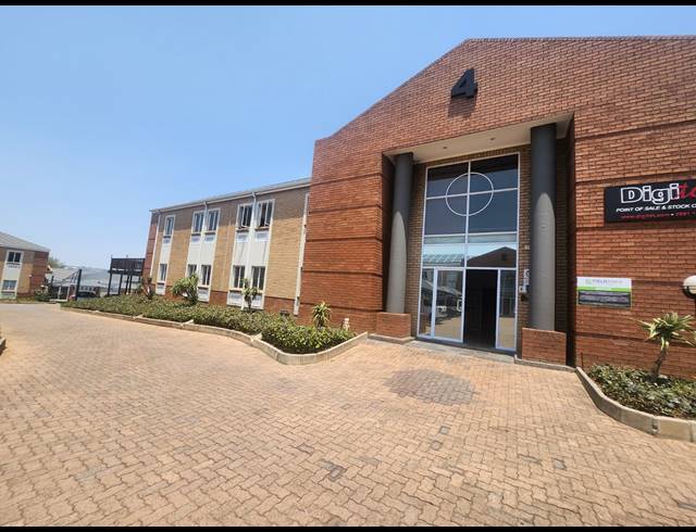 182M² OFFICE TO LET IN RANDJESPARK